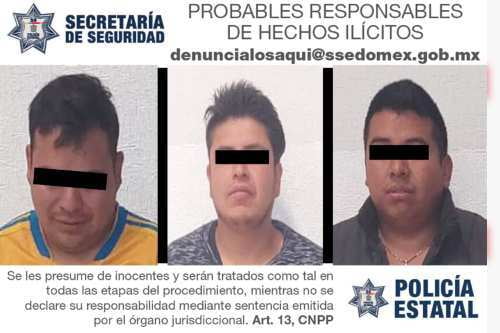 Tres sujetos en taxi secuestran a hombre en Amanalco; ya fueron detenidos